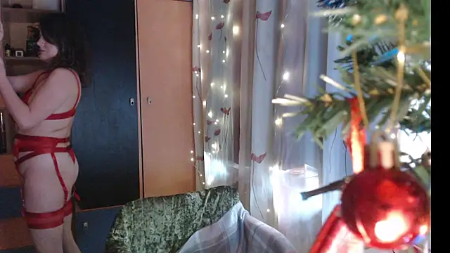 Snapshot of LizaCakes chatting on December 2024 11:18:01 AM LizaCakes online show from December 2024 11:18:01 AM