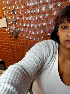 Lilybanx online show from March 2025 06:45:01 PM