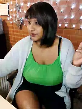 Lilybanx online show from January 2025 07:57:01 AM