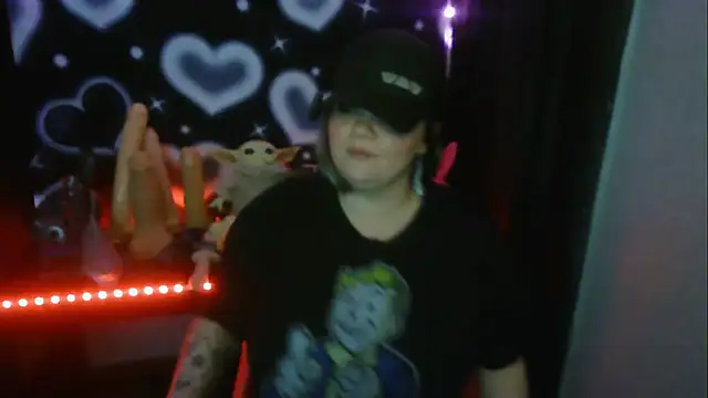 HoneyChambers online show from March 2026 10:49:01 PM