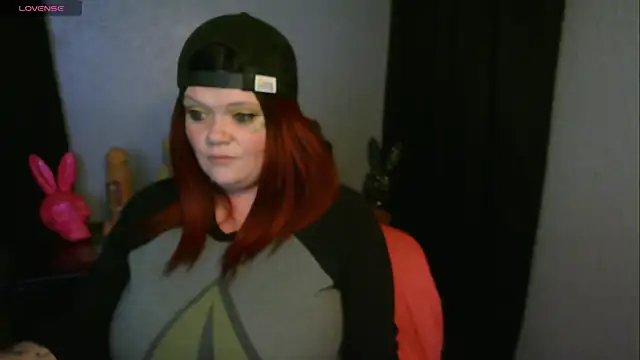 HoneyChambers online show from November 2025 11:09:01 PM