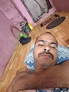 Vickyrajput009 online show from November 2025 02:33:01 AM