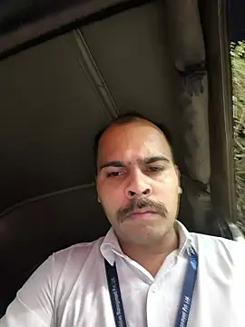 Vickyrajput009 online show from April 2026 06:58:02 PM