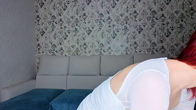 Snapshot of sweeetgirls2021 chatting on December 2025 02:34:01 AM sweeetgirls2021 online show from December 2025 02:34:01 AM