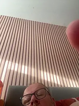 misterfield online show from June 2026 06:28:01 PM