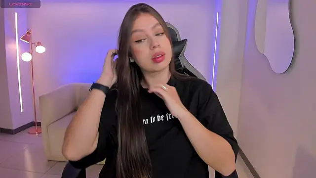 EllaClark online show from September 2025 06:55:01 PM