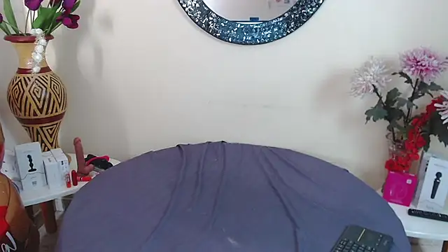 NicoleSantana online show from June 2026 09:01:02 PM
