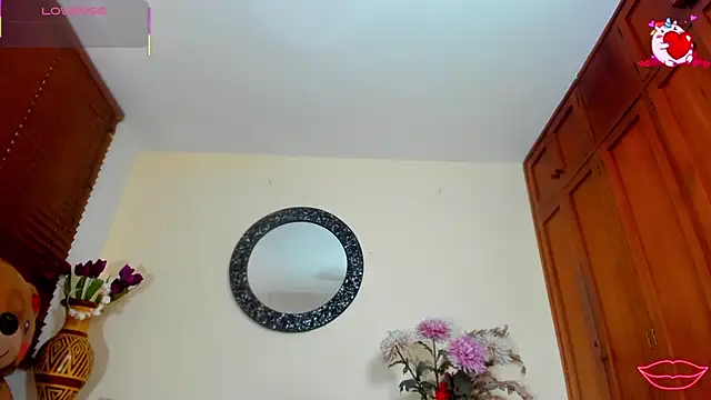 NicoleSantana online show from May 2026 10:18:01 PM