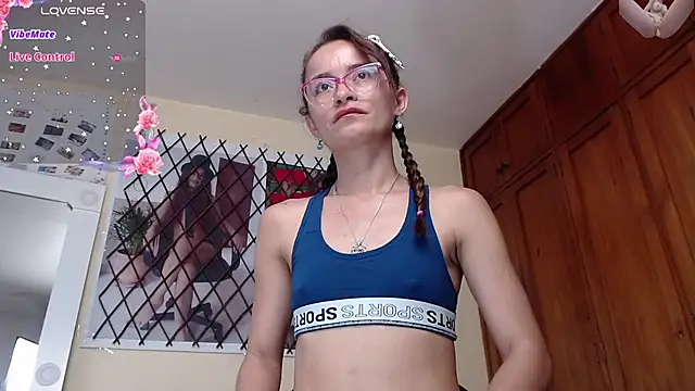 NicoleSantana online show from January 2026 07:12:01 PM