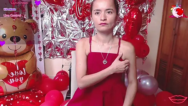 NicoleSantana online show from February 2026 09:34:02 PM