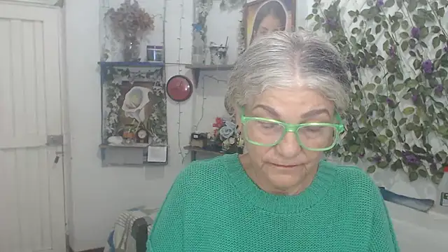 FunnyGrandma online show from March 2026 11:40:01 PM