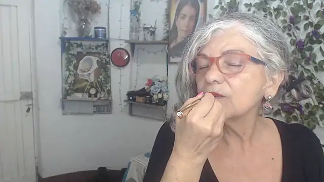 FunnyGrandma online show from March 2026 12:17:02 AM