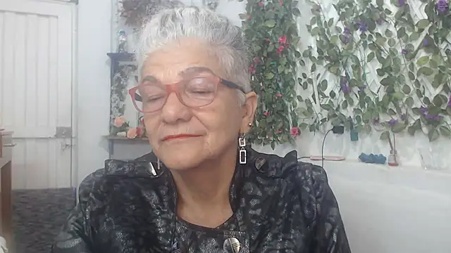 FunnyGrandma online show from February 2025 01:41:01 AM