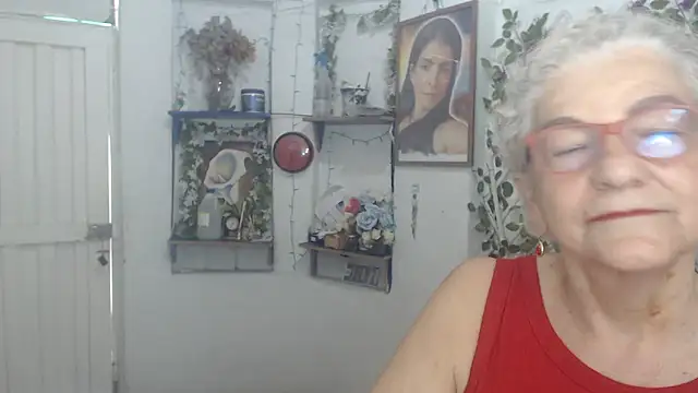 FunnyGrandma online show from March 2026 05:24:02 PM