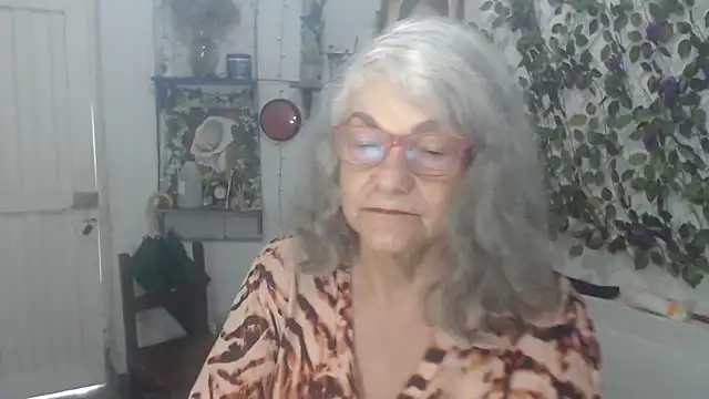 FunnyGrandma online show from February 2026 01:01:02 PM