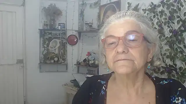 FunnyGrandma online show from February 2026 11:58:01 PM