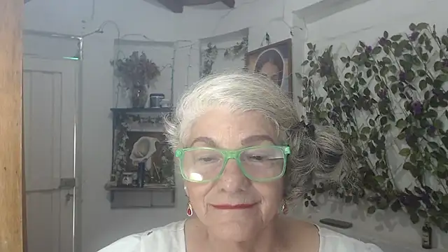 Snapshot of FunnyGrandma chatting on July 2026 08:23:02 PM FunnyGrandma online show from July 2026 08:23:02 PM