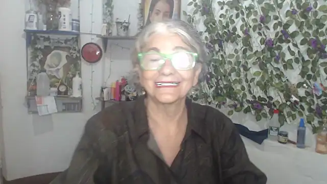 Snapshot of FunnyGrandma chatting on May 2026 12:00:02 AM FunnyGrandma online show from May 2026 12:00:02 AM