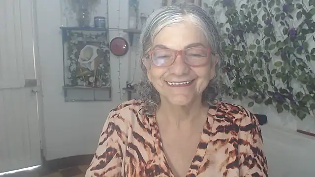 FunnyGrandma online show from February 2026 12:34:02 PM