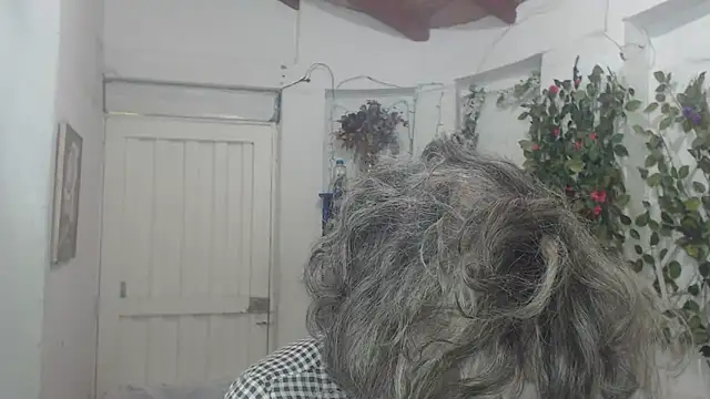 FunnyGrandma online show from February 2025 01:29:01 AM