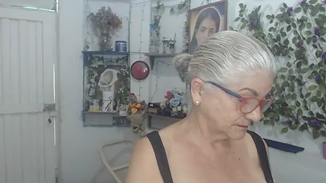 FunnyGrandma online show from March 2026 07:31:01 PM