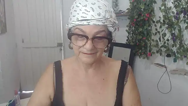 FunnyGrandma online show from March 2025 05:50:01 PM
