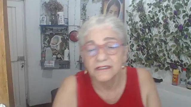 Snapshot of FunnyGrandma chatting on May 2026 02:05:01 AM FunnyGrandma online show from May 2026 02:05:01 AM