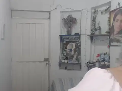 FunnyGrandma online show from September 2025 02:12:02 AM