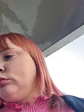 Snapshot of Model9798 chatting on November 2025 07:01:02 AM Model9798 online show from November 2025 07:01:02 AM