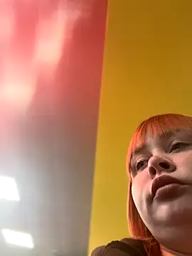 Snapshot of Model9798 chatting on November 2025 09:47:01 AM Model9798 online show from November 2025 09:47:01 AM