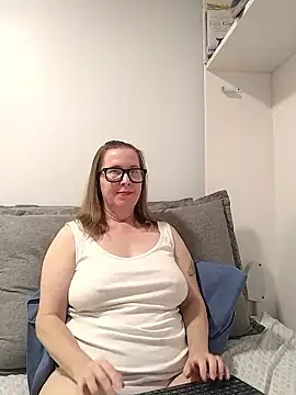 SweetandNaughty1 online show from December 2025 08:08:02 PM