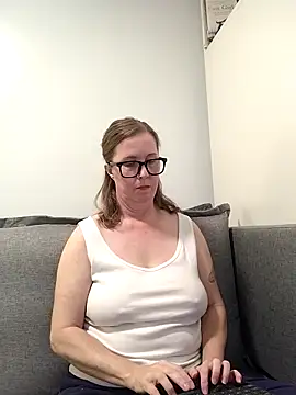 SweetandNaughty1 online show from November 2025 08:01:01 PM