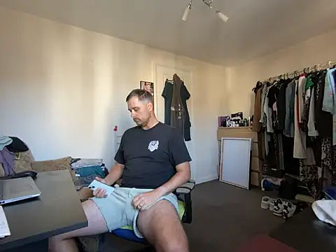 Kramer023 online show from September 2025 10:21:02 AM