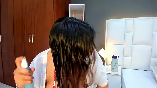 yeral2017 online show from November 2025 01:22:02 PM