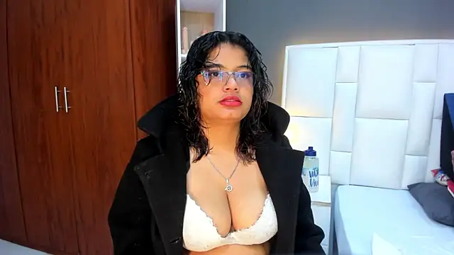 Snapshot of yeral2017 chatting on February 2026 01:30:01 PM yeral2017 online show from February 2026 01:30:01 PM