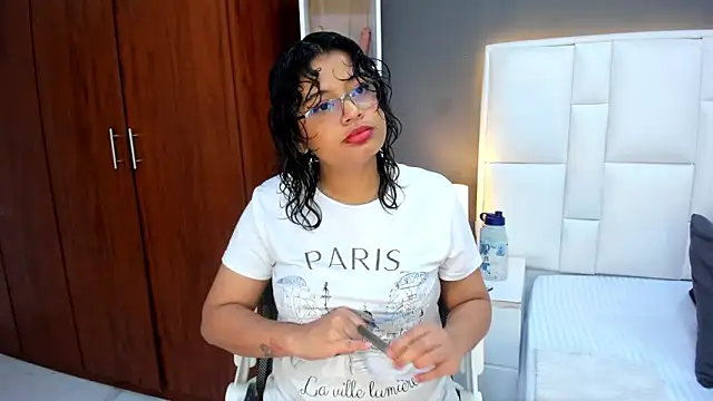 yeral2017 online show from March 2026 03:17:01 PM