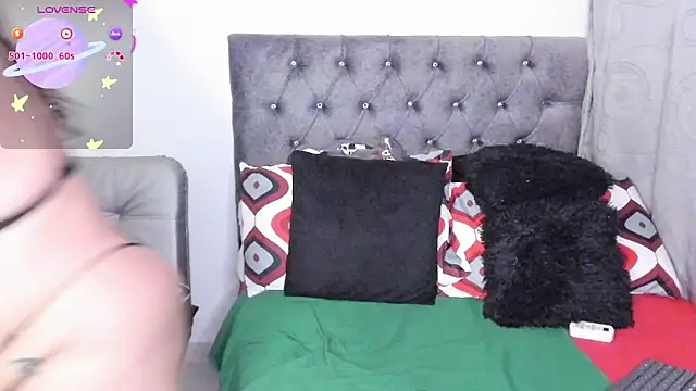 Snapshot of candy_sex_hot_ chatting on October 2025 05:39:01 AM candy sex hot online show from October 2025 05:39:01 AM