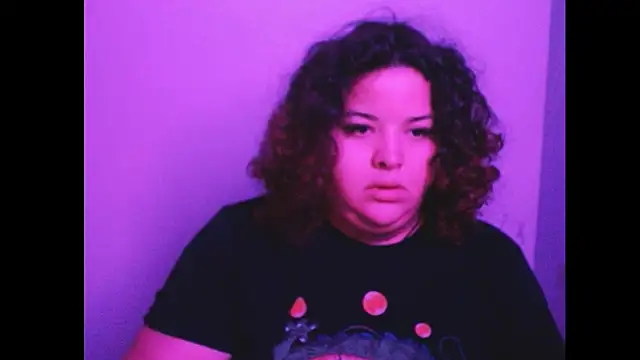 Snapshot of valentinny chatting on September 2025 01:41:02 AM valentinny online show from September 2025 01:41:02 AM