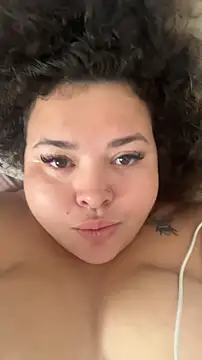 Snapshot of valentinny chatting on October 2025 12:39:02 PM valentinny online show from October 2025 12:39:02 PM