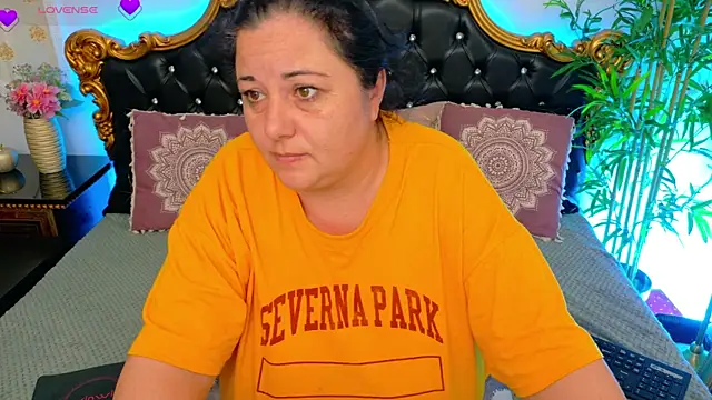 AleshaArabian online show from April 2026 04:19:02 AM