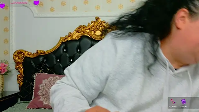 AleshaArabian online show from April 2026 03:13:01 AM
