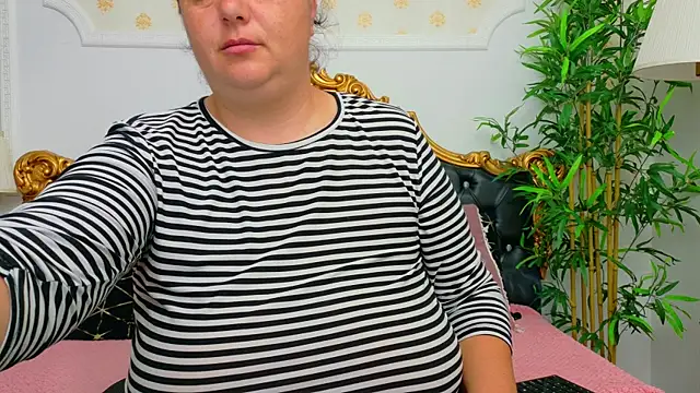 AleshaArabian online show from May 2026 03:35:01 AM