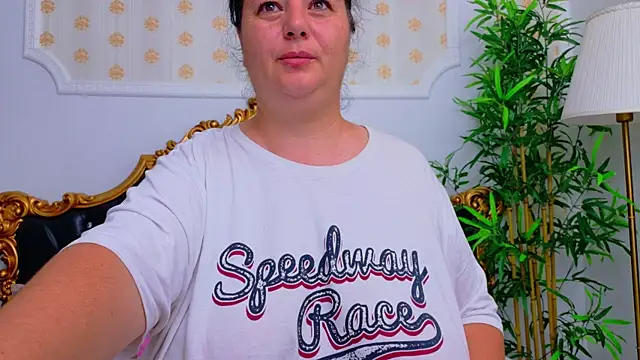 AleshaArabian online show from July 2026 08:06:02 PM