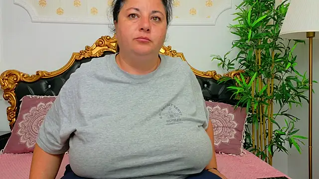 AleshaArabian online show from May 2026 03:22:01 AM