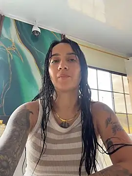 Snapshot of EmmyEvans1 chatting on June 2026 07:02:01 PM EmmyEvans1 online show from June 2026 07:02:01 PM