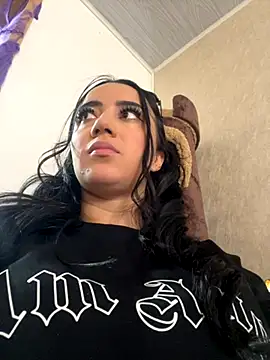 Snapshot of EmmyEvans1 chatting on October 2025 07:47:01 PM EmmyEvans1 online show from October 2025 07:47:01 PM