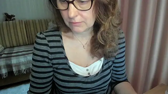 lauraoven online show from March 2026 07:30:02 AM