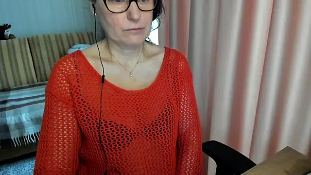 lauraoven online show from March 2026 07:15:01 AM