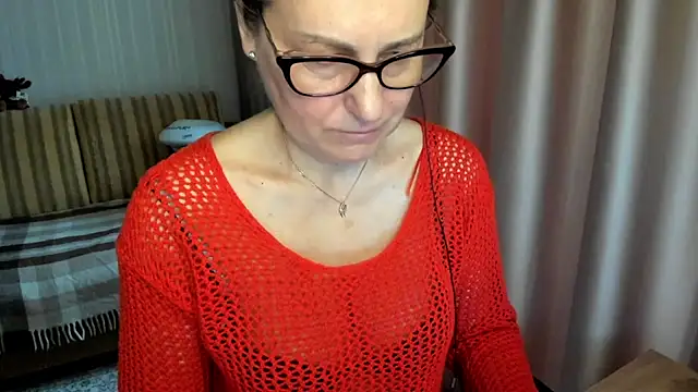 lauraoven online show from March 2026 06:58:01 AM