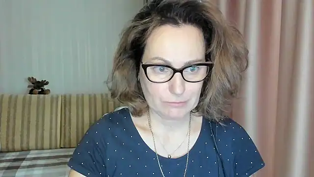 lauraoven online show from March 2025 12:45:01 PM